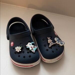 Crocs navy toddler size 6-7
